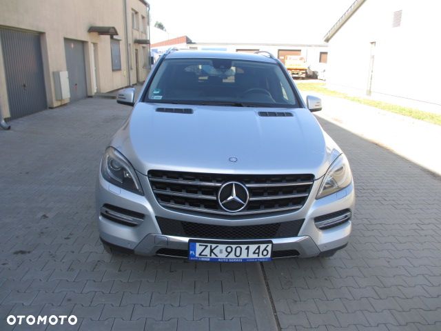 Mercedes-Benz ML 350 BlueTEC 4-Matic - 12