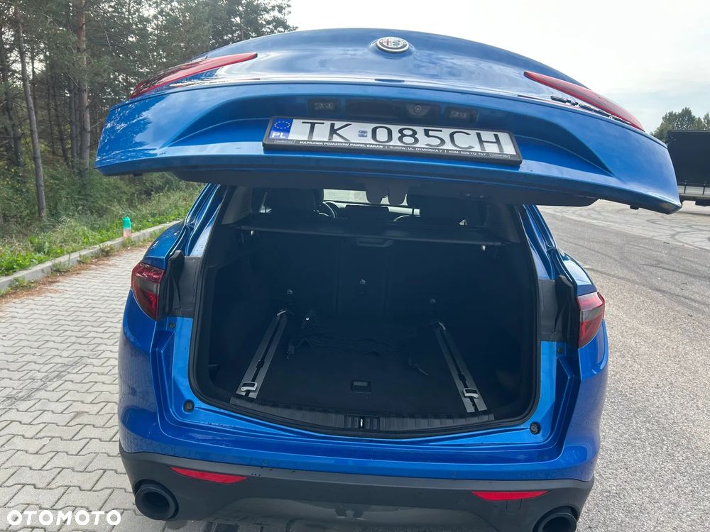Alfa Romeo Stelvio 2.0 Turbo 16V AT8-Q4 Sprint - 18