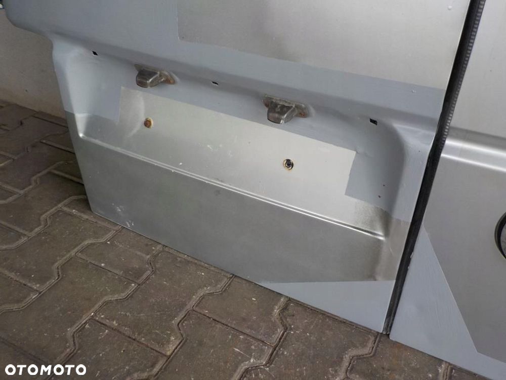 VW T4 DRZWI LEWE PRAWE TYŁ TYLNE SKRZYDEŁKOWE - 7