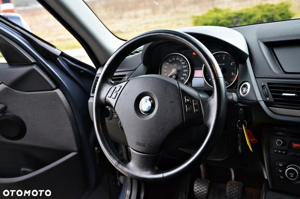 BMW X1 - 24
