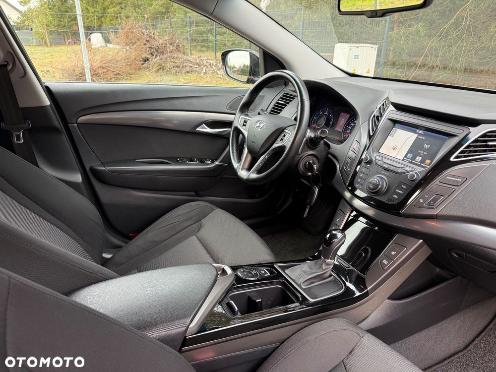Hyundai i40 Kombi 1.7 CRDi DCT Style - 16
