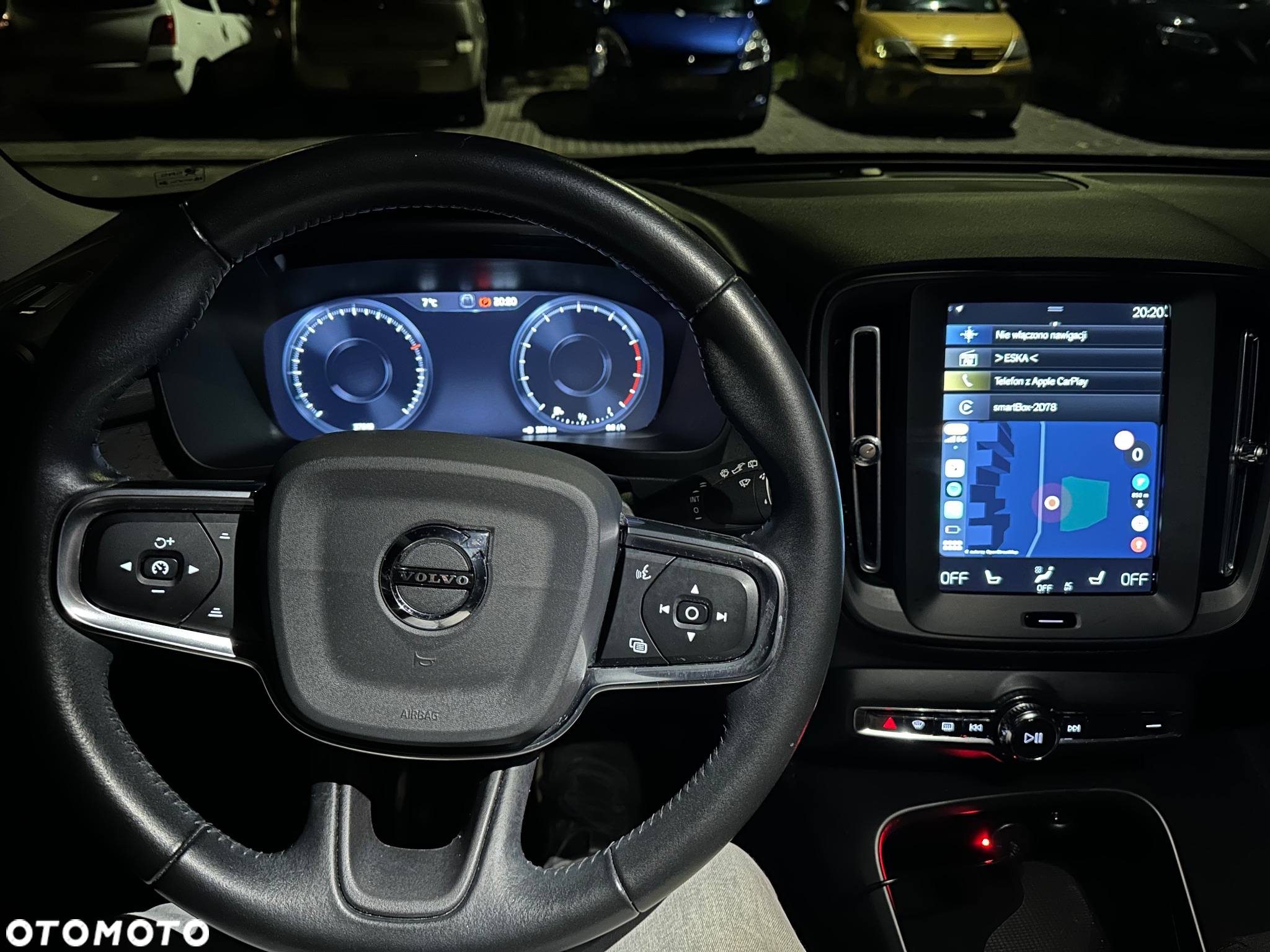 Volvo XC 40 T3 Momentum - 21