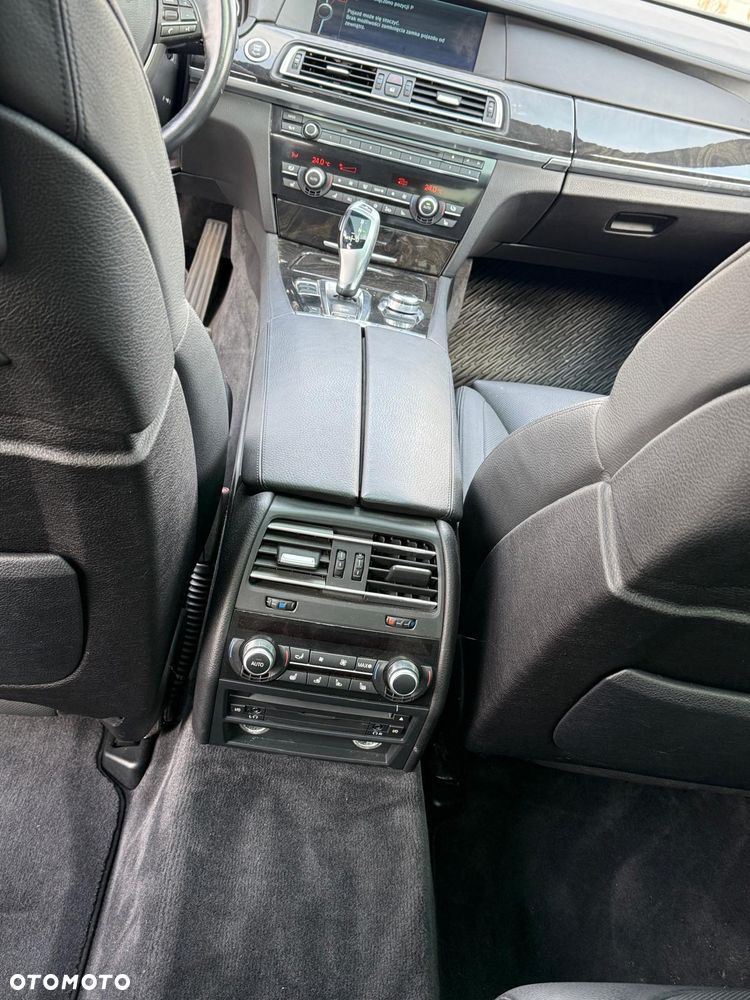 BMW Seria 7 ActiveHybrid L - 17