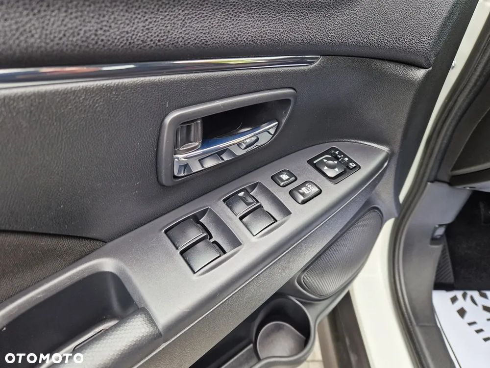 Mitsubishi ASX 1.6 2WD Diamant Edition+ - 36