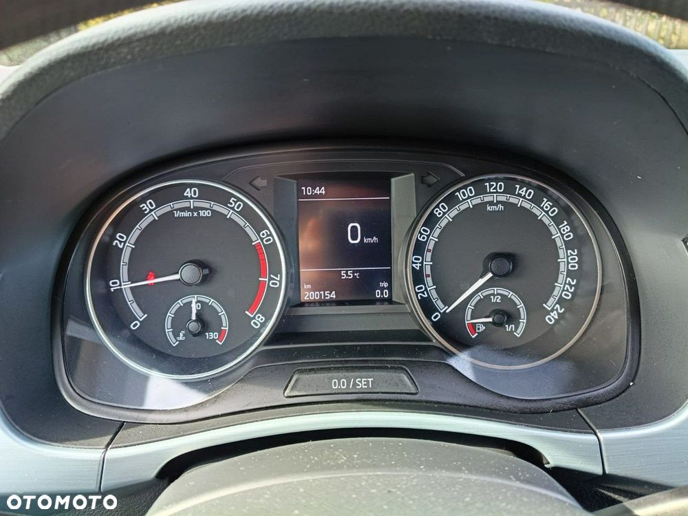 Skoda Fabia 1.0 TSI Ambition - 32