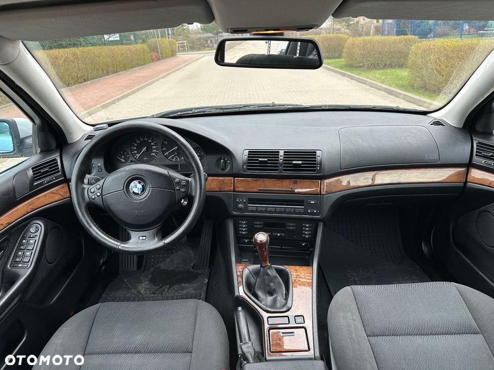 BMW Seria 5 - 15