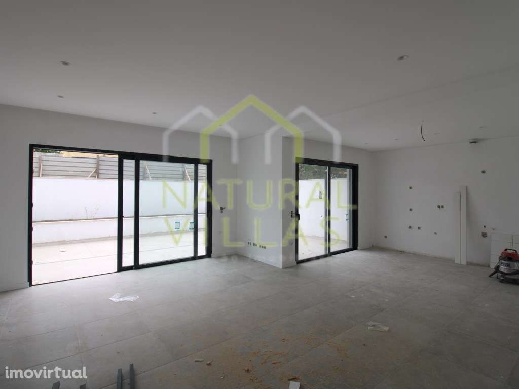 Moradia T3 em Construção, Armação de Pêra - Grande imagem: 2/19