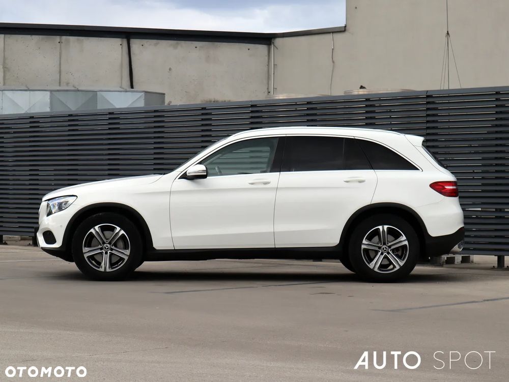 Mercedes-Benz GLC 220 d 4Matic 9G-TRONIC - 2
