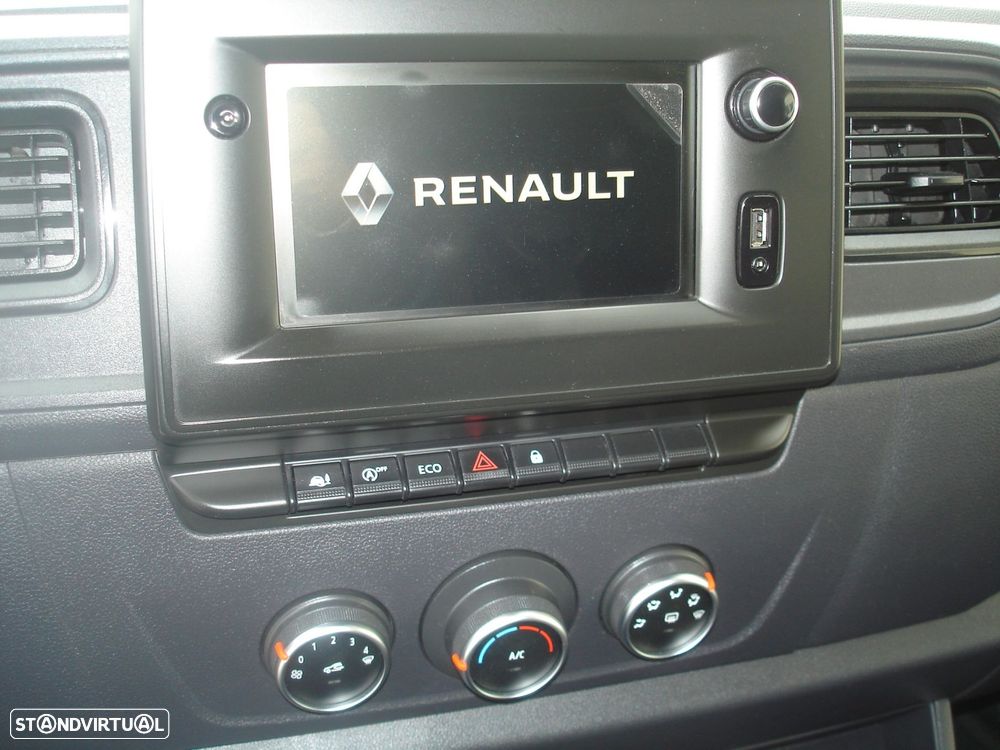 Renault Master 2300-150 CV - 10