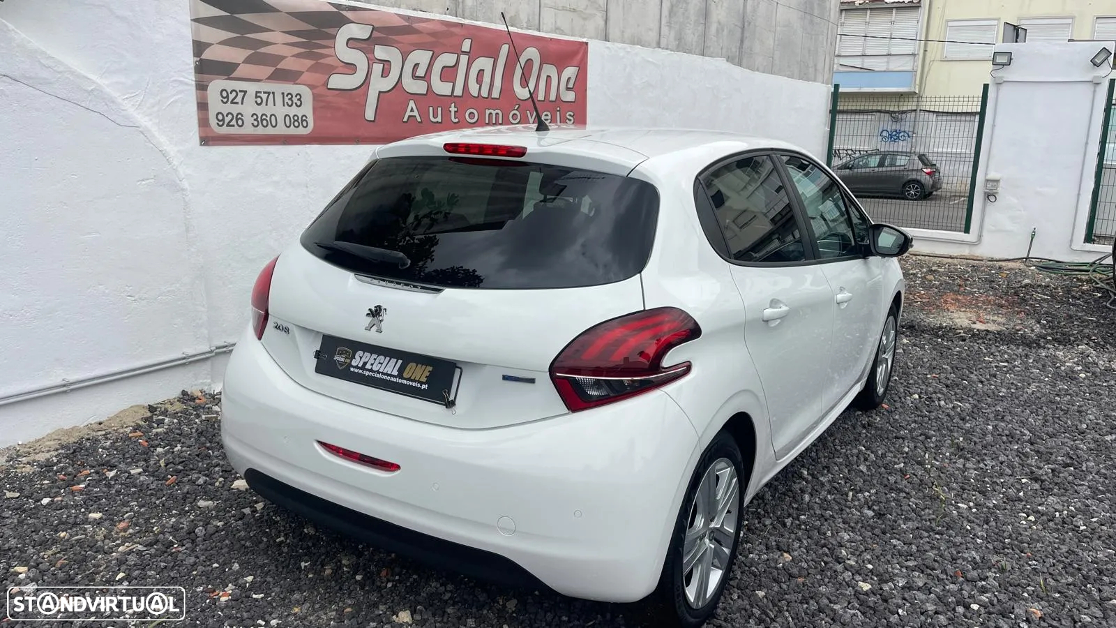 Peugeot 208 1.2 VTi SE Style - 7