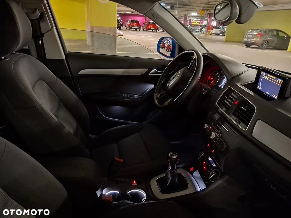 Audi Q3 2.0 TDI sport - 3