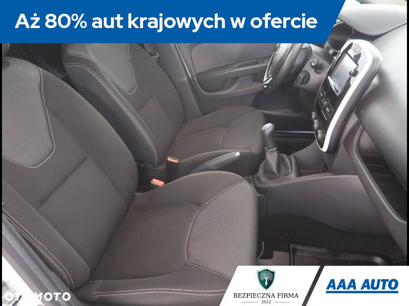 Renault Clio - 10