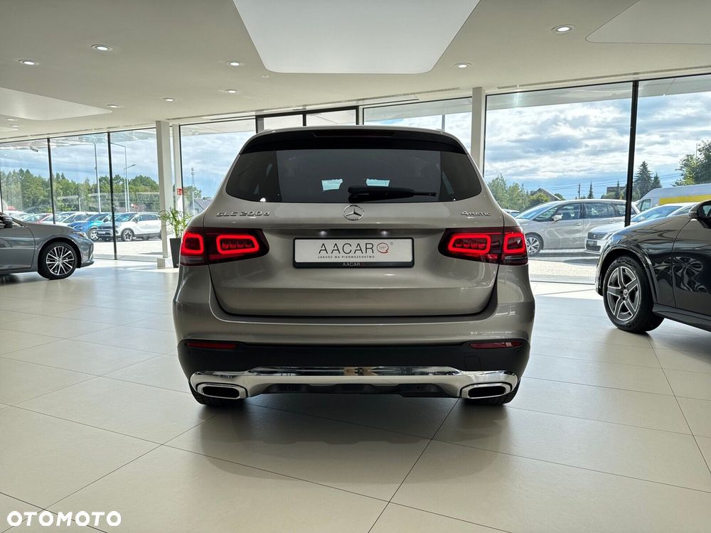 Mercedes-Benz GLC 200 d 4-Matic - 4