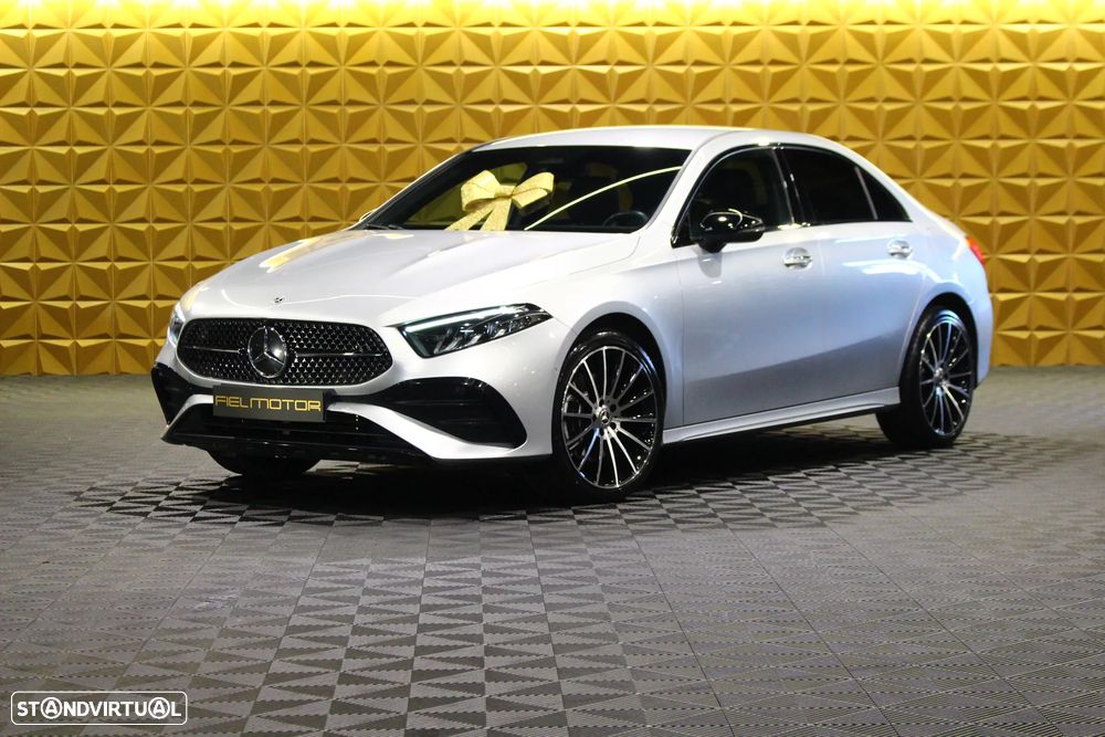 Mercedes-Benz A 250 e AMG Line - 1