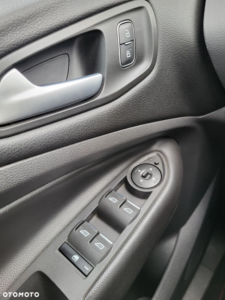 Ford Kuga 1.5 EcoBoost FWD Titanium ASS GPF - 19