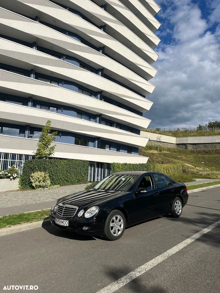 Mercedes-Benz E - 10