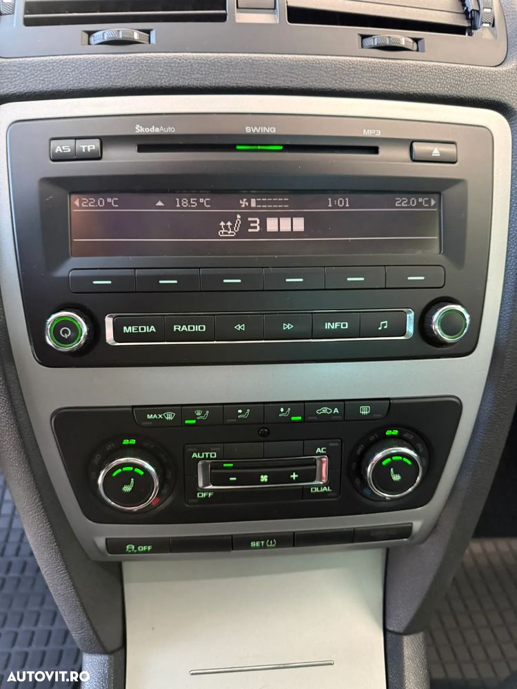 Skoda Octavia Combi 1.4 TSI FAMILY - 27