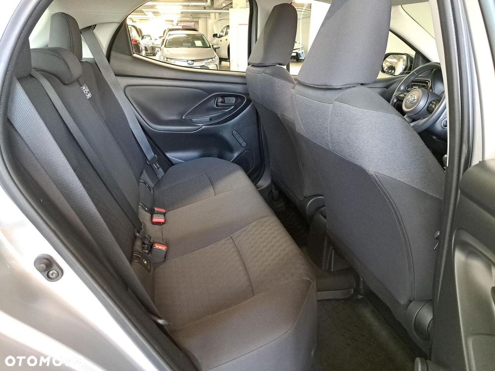 Toyota Yaris - 14