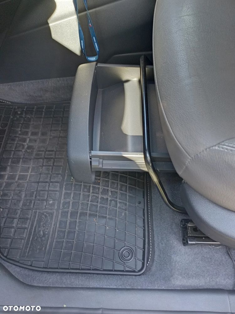 Peugeot 5008 1.6 Trendy - 27