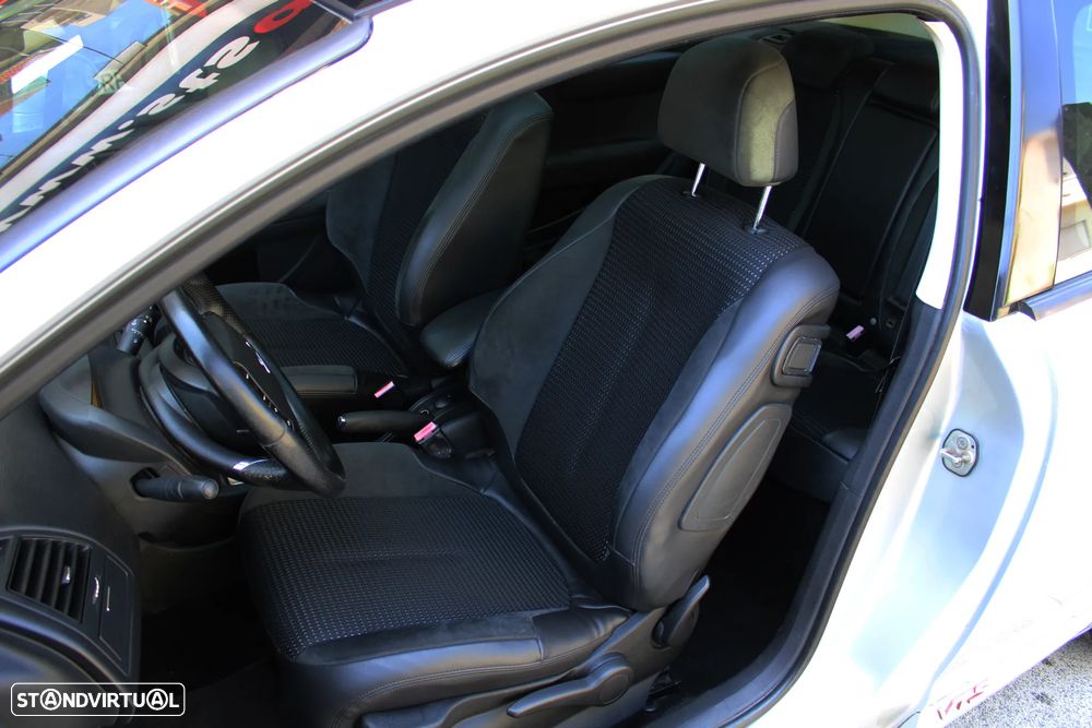 Citroën C4 2.0 HDi FAP VTS - 24