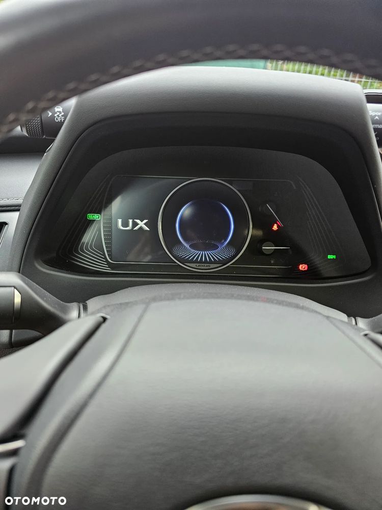 Lexus UX 250h Elegance AWD - 14