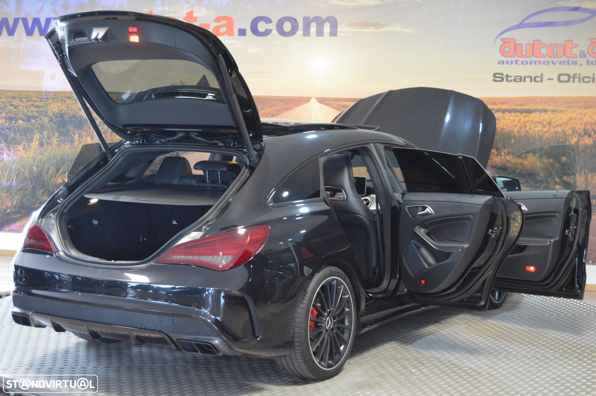 Mercedes-Benz CLA 45 AMG Shooting Brake 4-Matic - 13