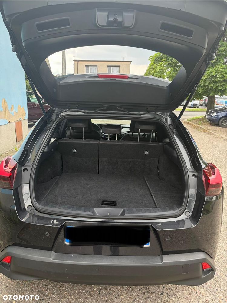 Lexus UX - 10