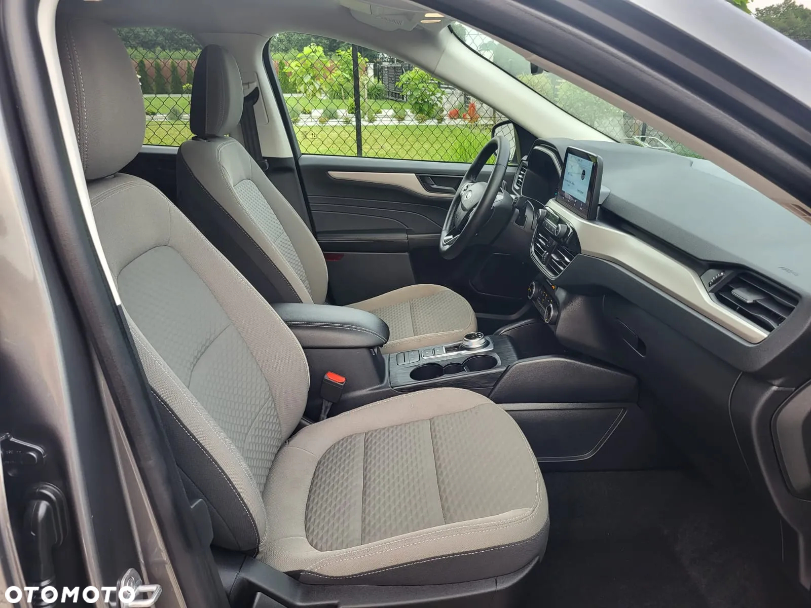 Ford Kuga - 16