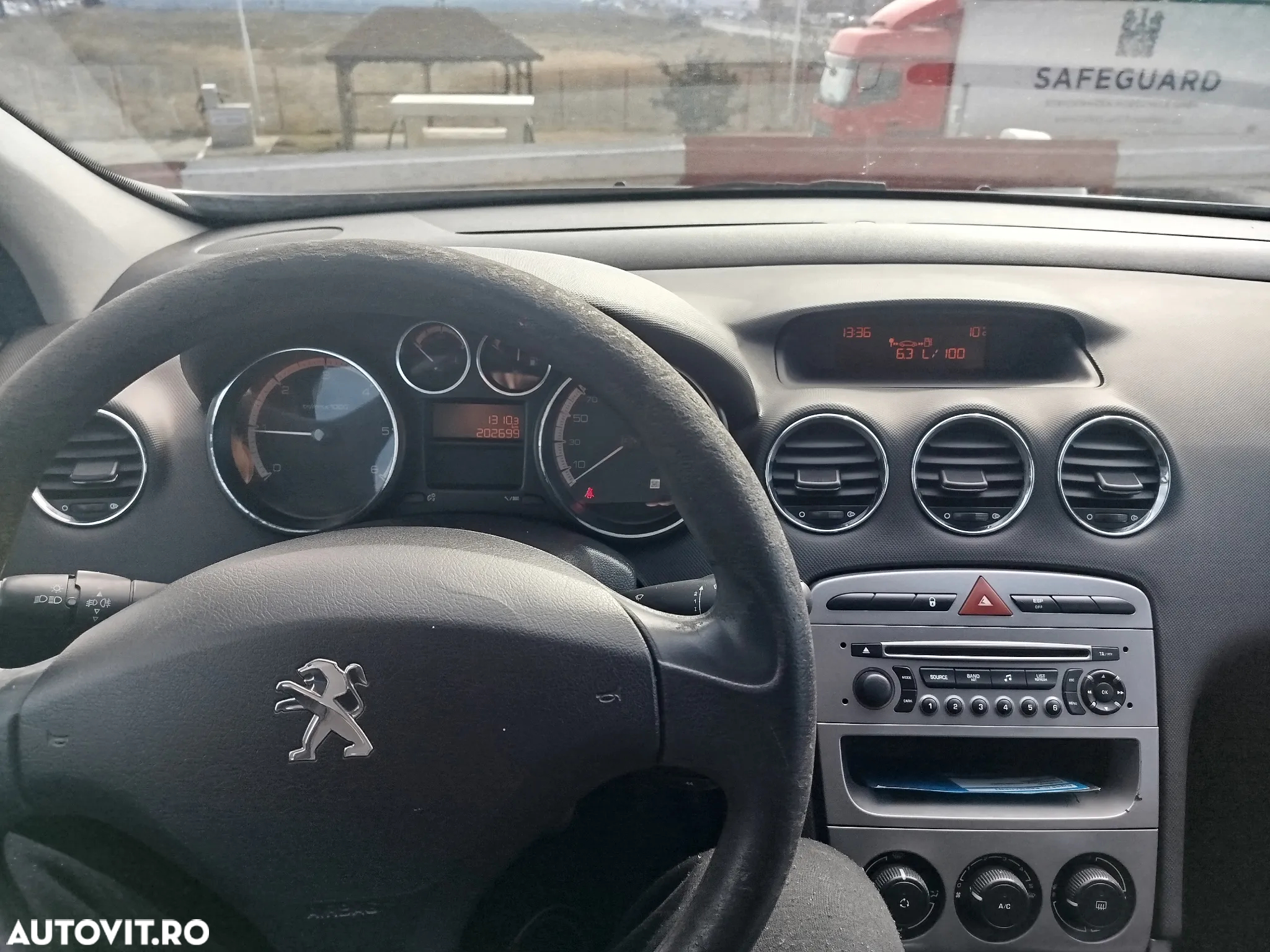 Peugeot 308 1.6 HDI FAP Acces - 24