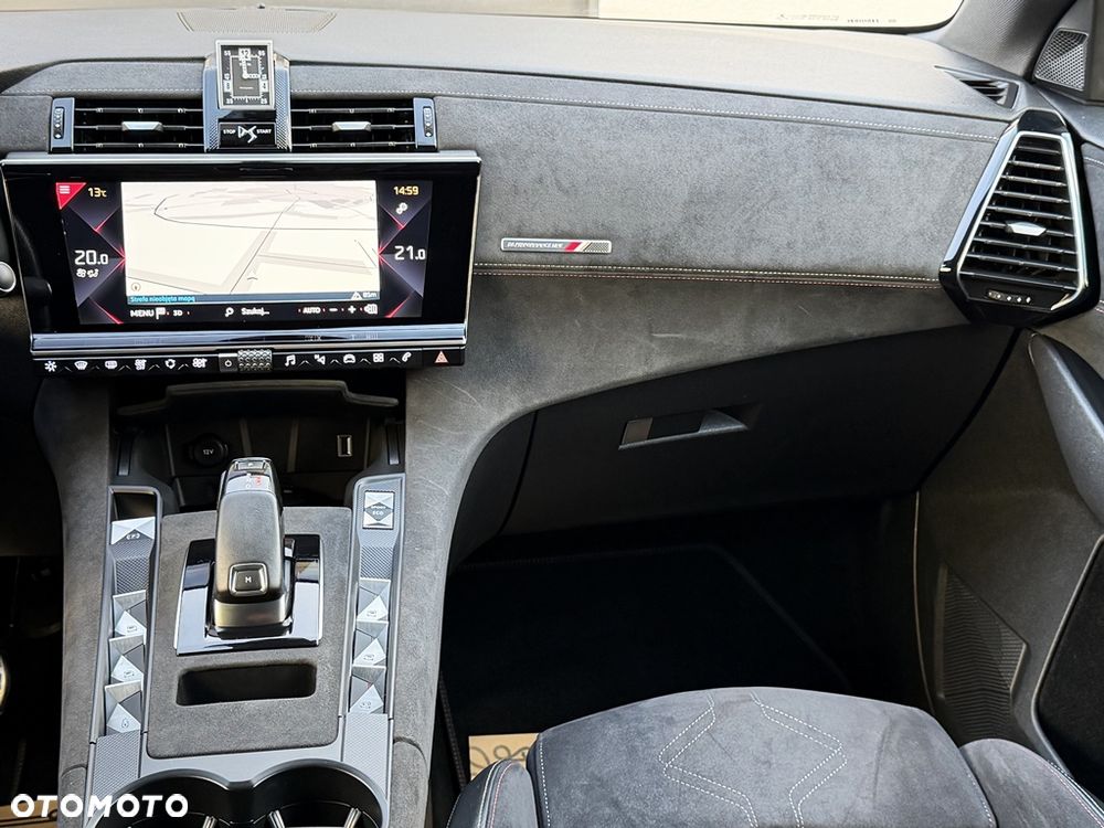 DS Automobiles DS 7 Crossback 1.6 PureTech Performance Line + - 7