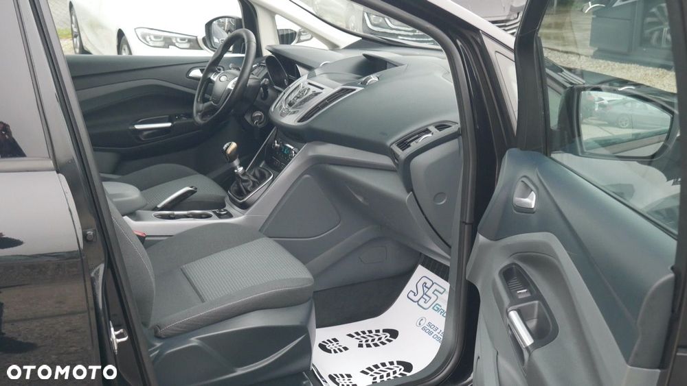 Ford C-MAX - 12