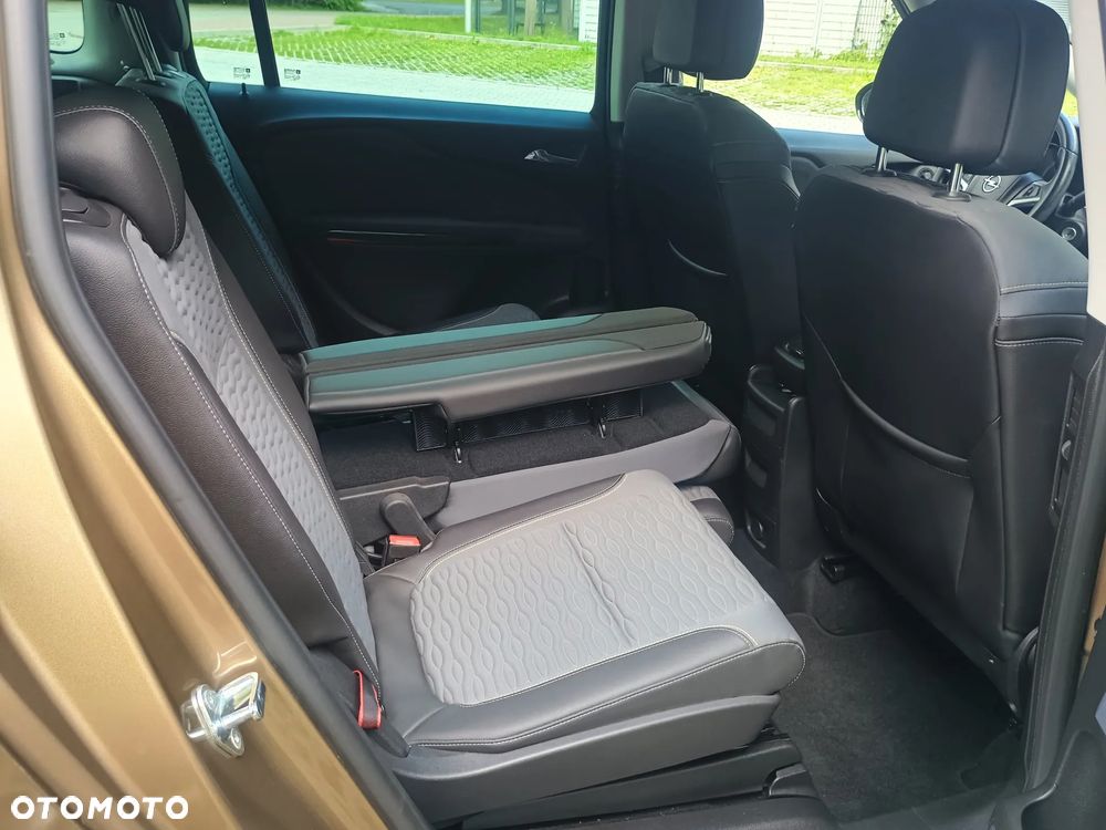 Opel Zafira 1.4 Turbo Business Edition - 18