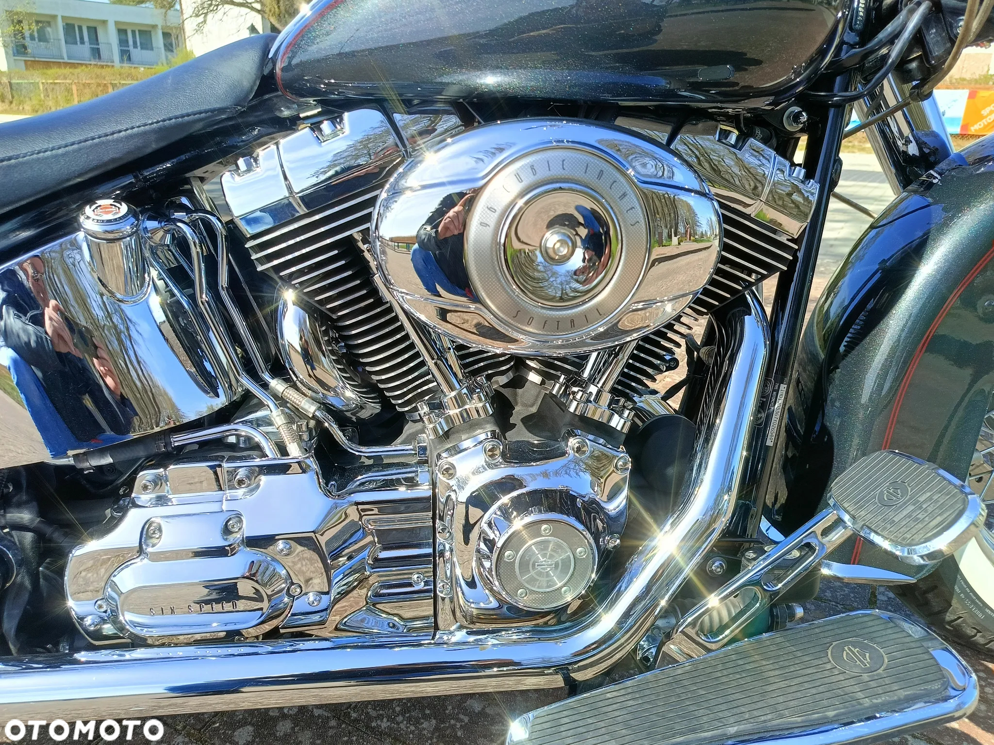 Harley-Davidson Softail Deluxe - 10