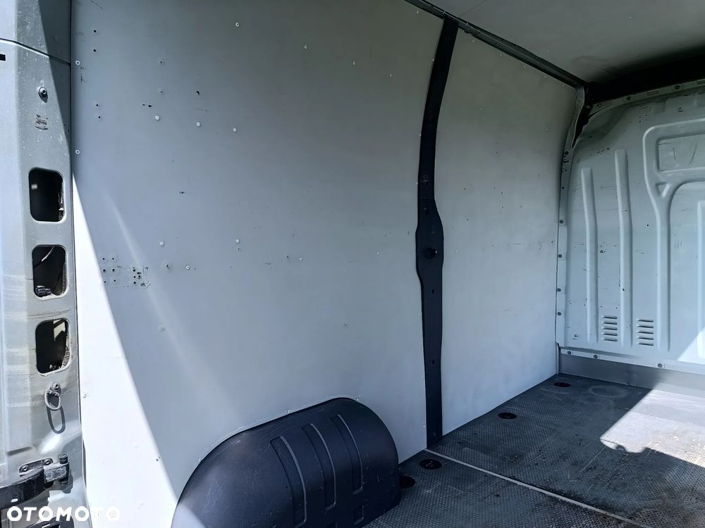 Renault Master 2.3 diesel 125kM 2014rok 3.5T UDOKUMENTOWANY PRZEBIEG, STAN BARDZO DOBRY!!! - 35