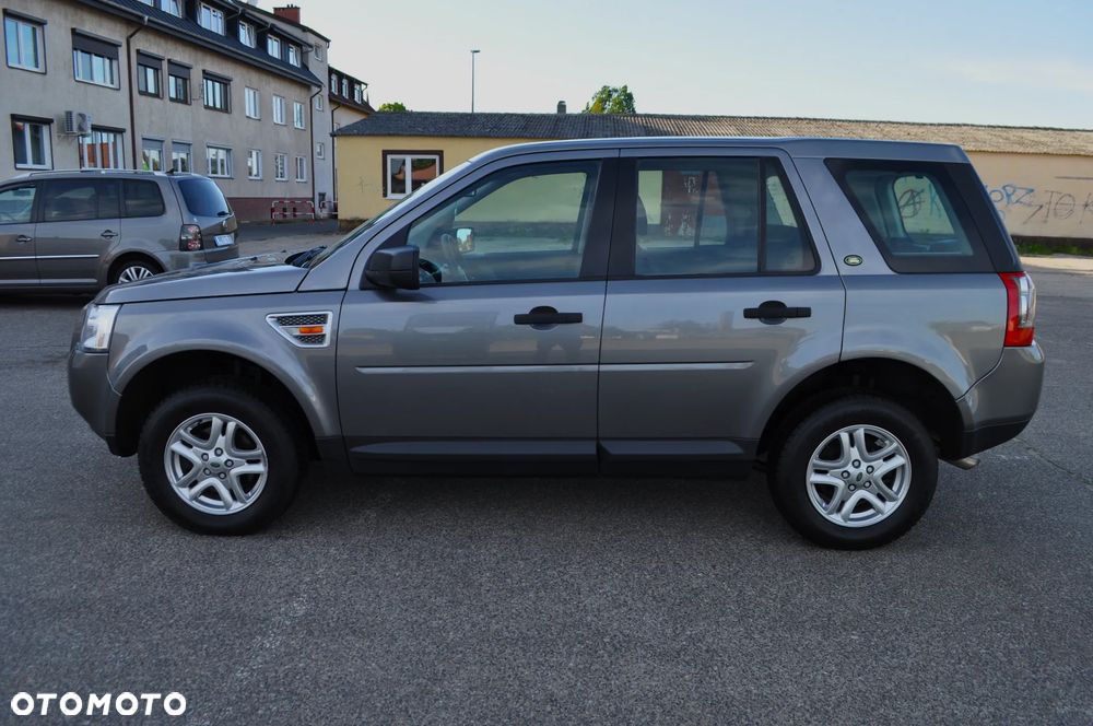 Land Rover Freelander II 2.2TD E - 3