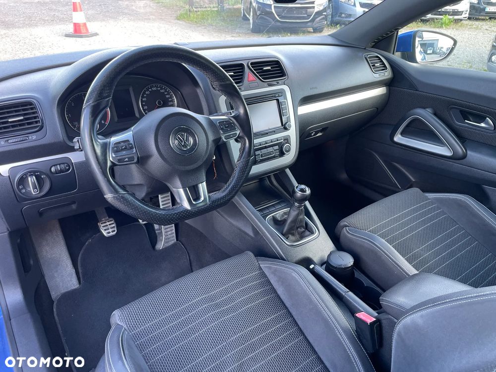 Volkswagen Scirocco 2.0 TDI - 12