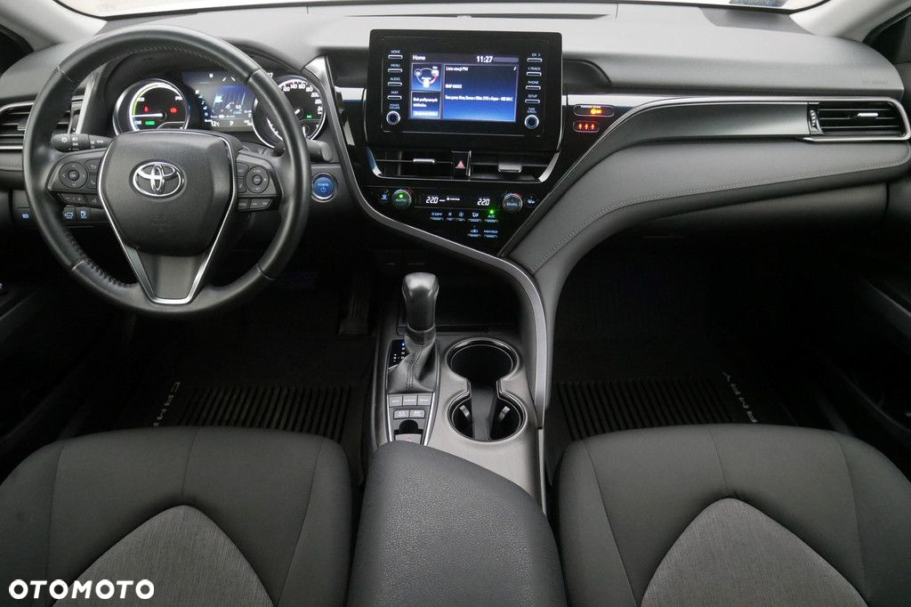 Toyota Camry - 8