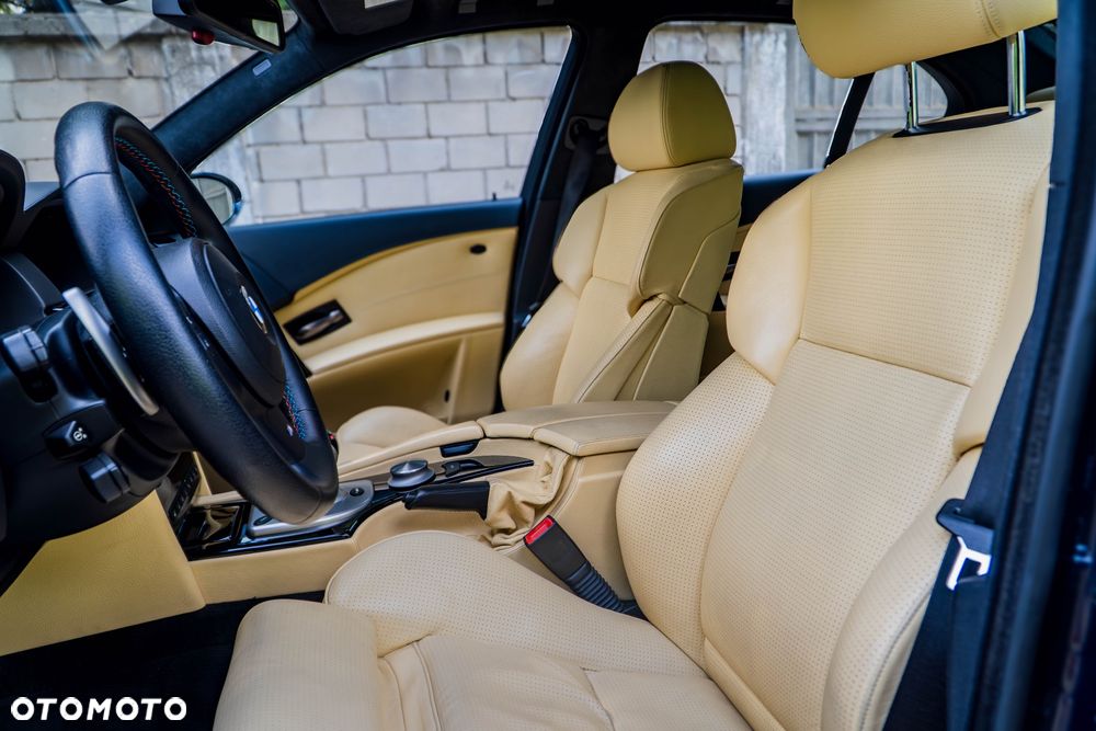 BMW M5 Standard - 11