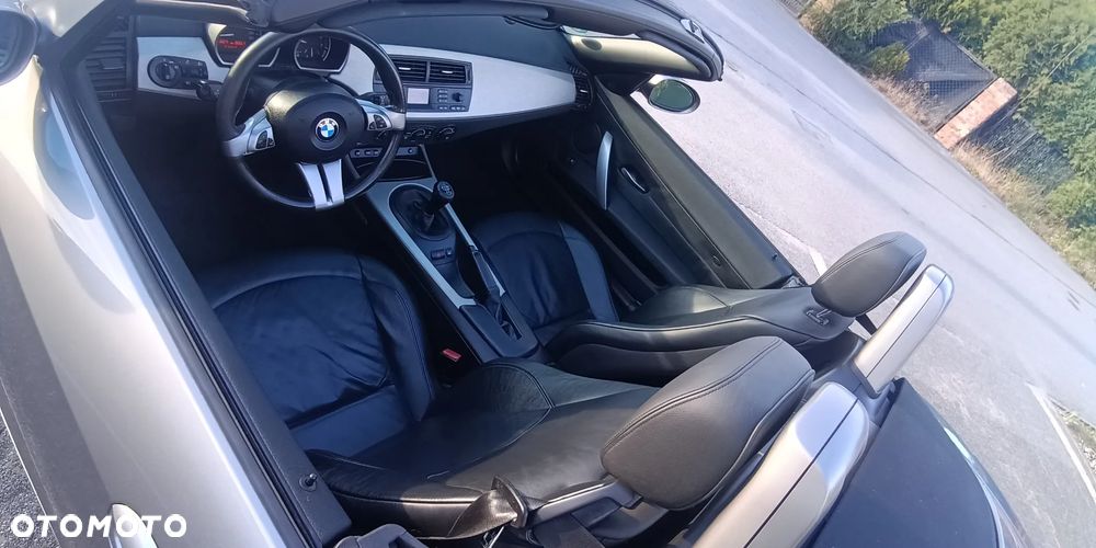 BMW Z4 2.2i - 34