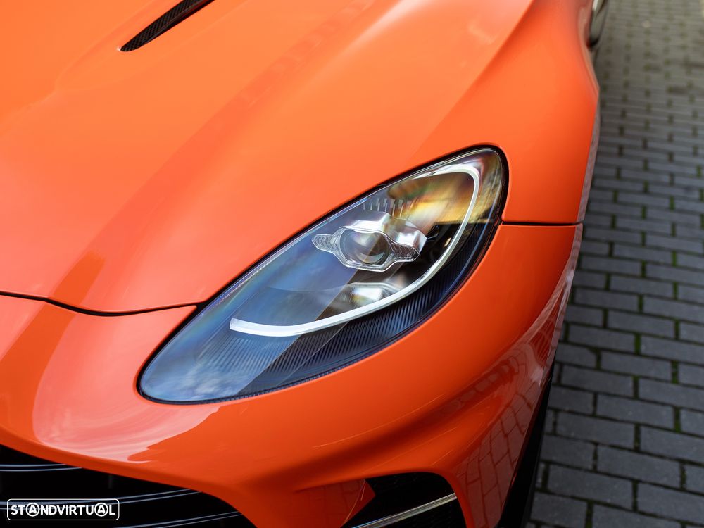 Aston Martin DBX 707 - 10