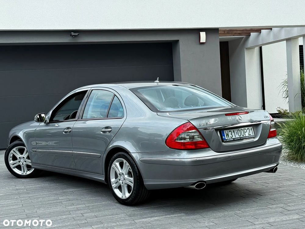 Mercedes-Benz Klasa E - 16