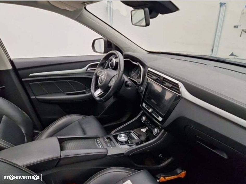 MG ZS EV 44.5 kWh Luxury - 4