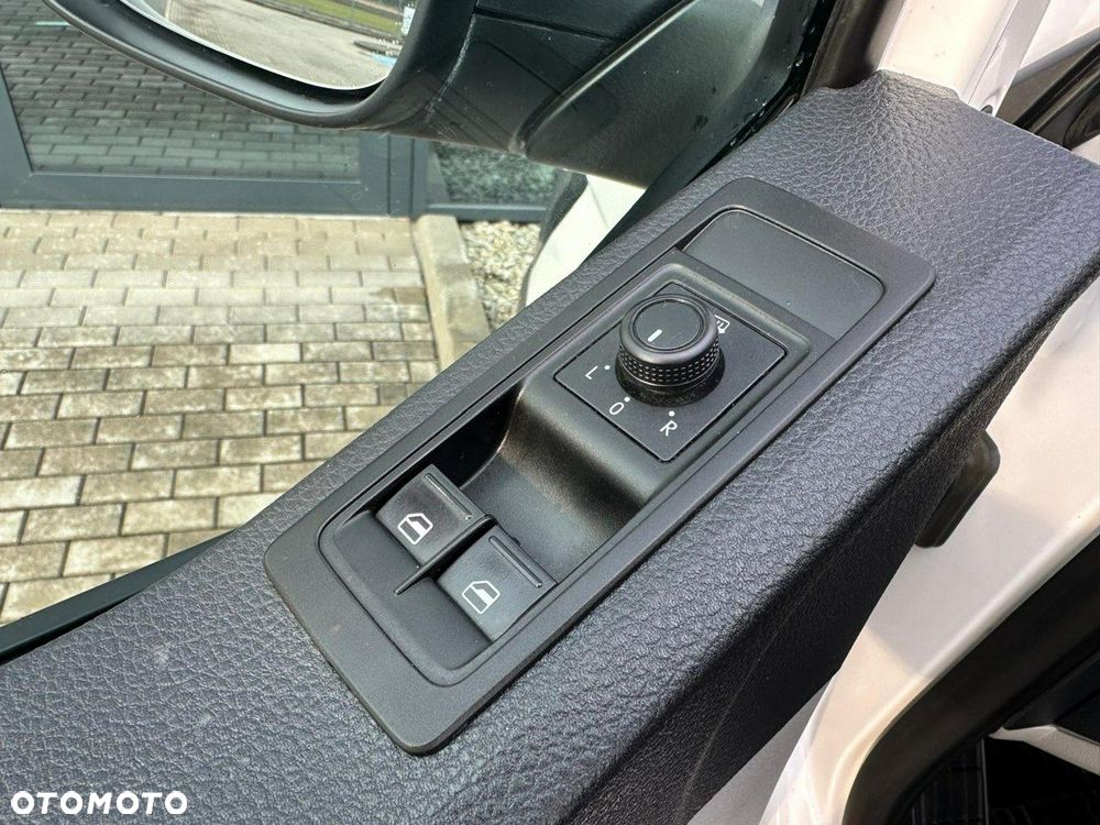 Volkswagen Transporter - 14
