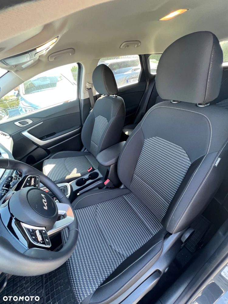 Kia Ceed 1.5 T-GDI M DCT - 9