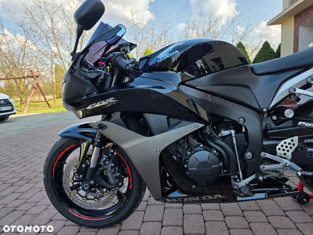 Honda CBR - 4