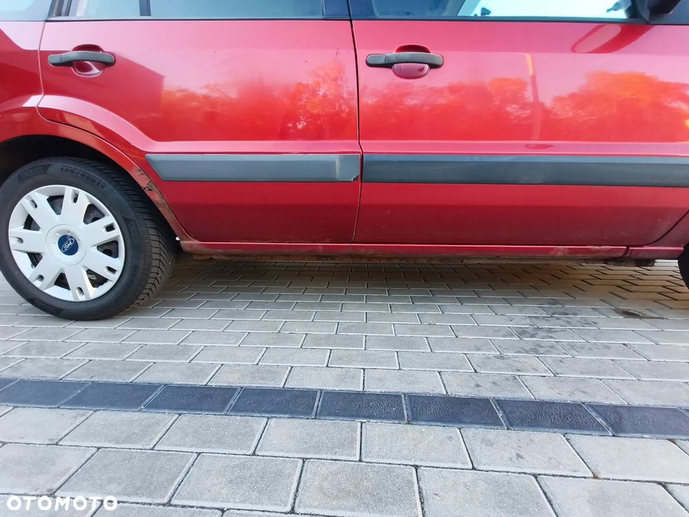 Ford Fusion 1.4 Ambiente - 9