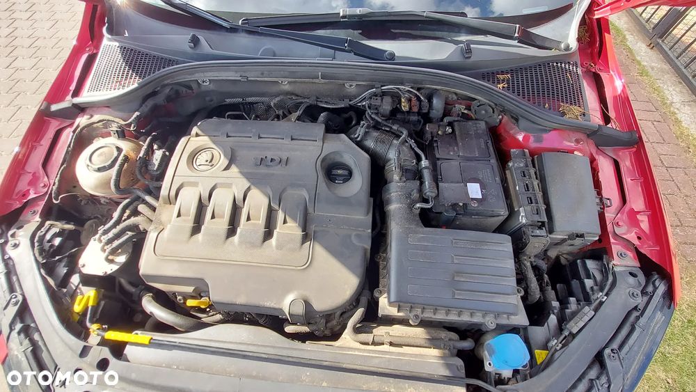 Skoda Octavia 2.0 TDI Style DSG - 26