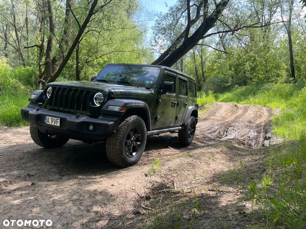 Jeep Wrangler - 10