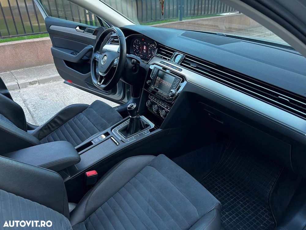 Volkswagen Passat - 29