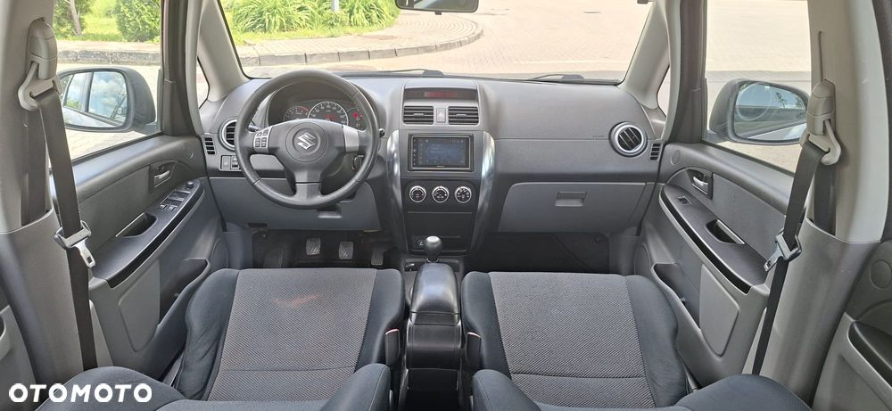 Suzuki SX4 1.6 VVT 4x2 Comfort - 11